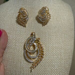 Elegant Gold and Silver Jewelry Set